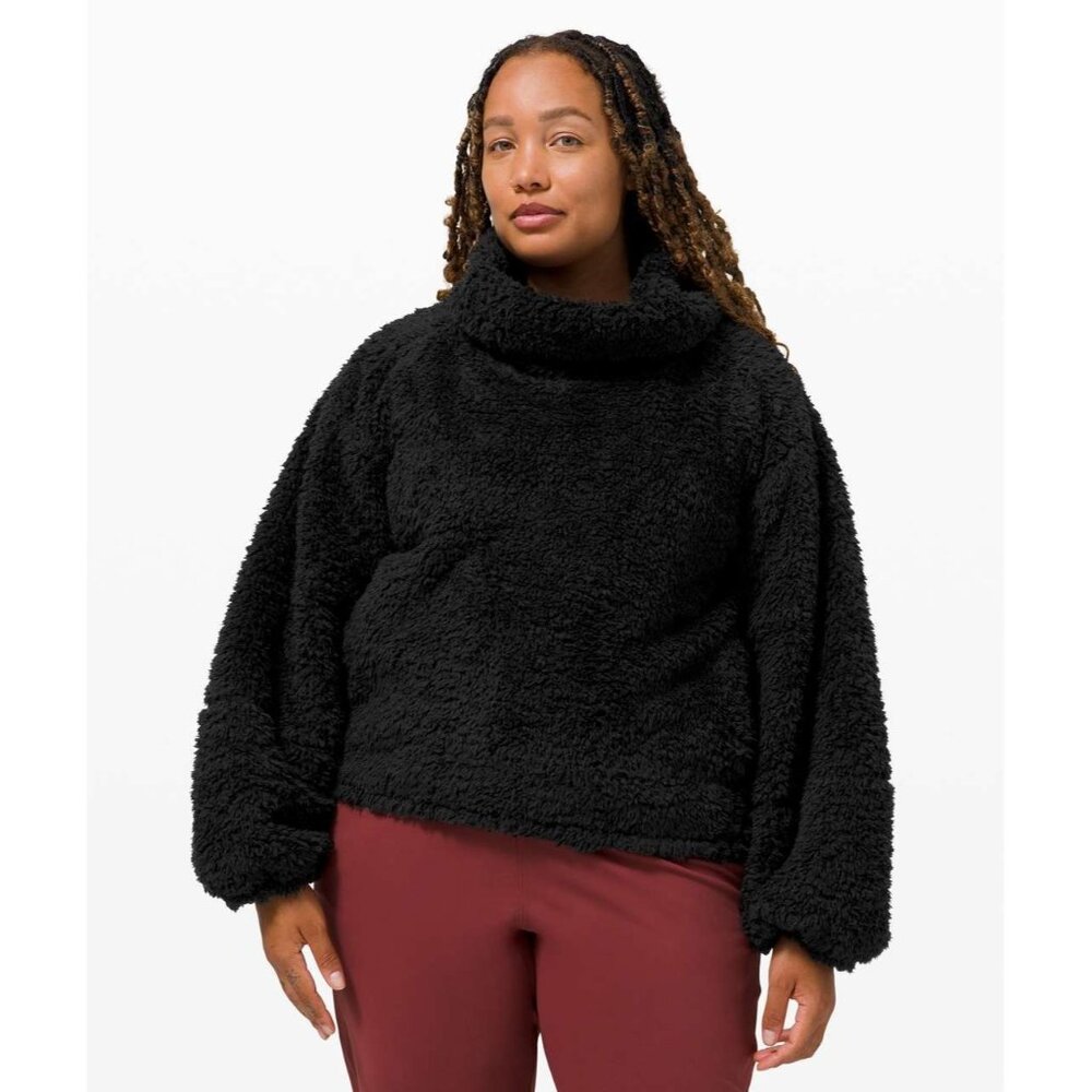Lululemon Warm Restore Sherpa Pullover sweatshirt black M L activewear cozy